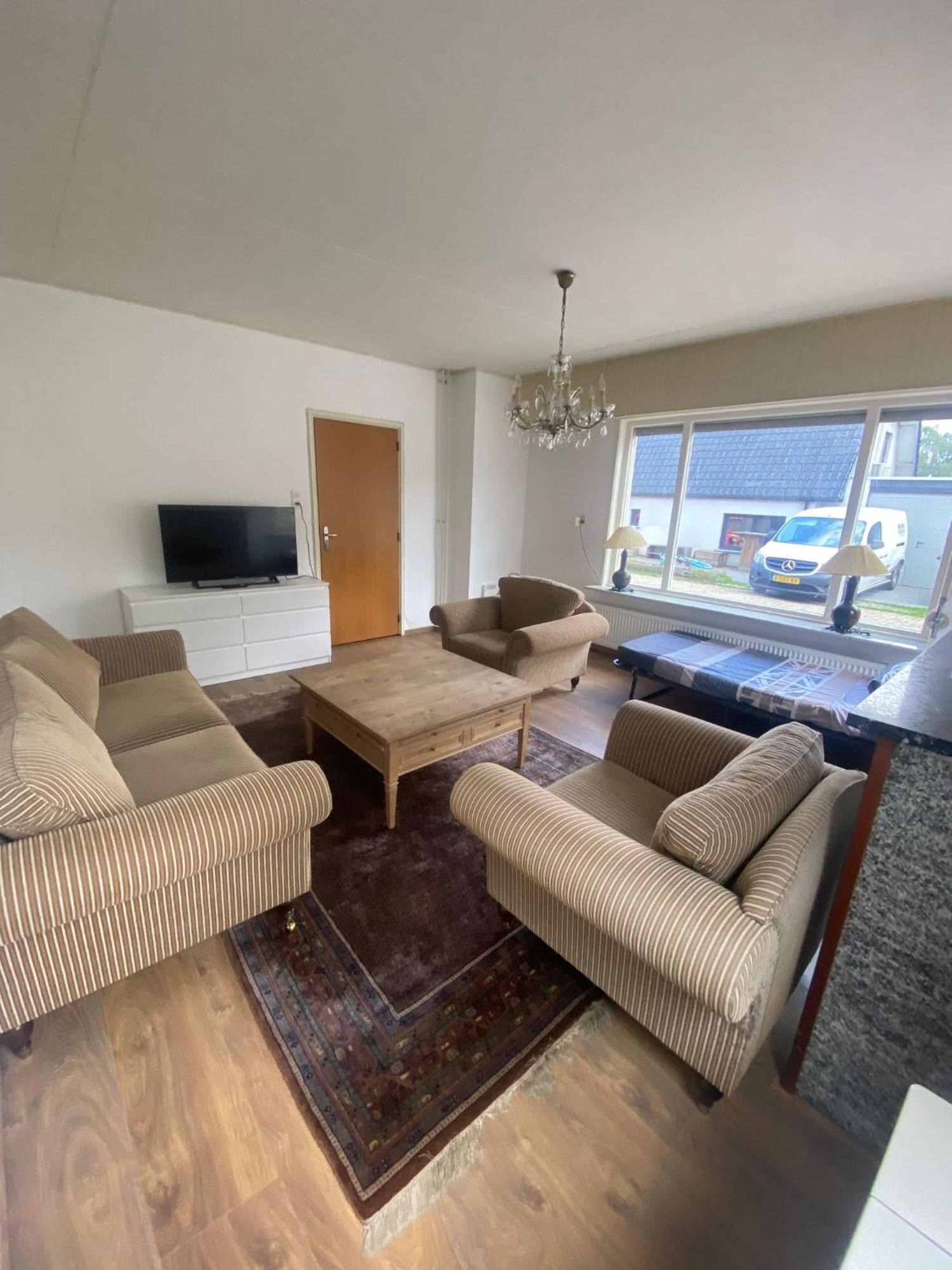 Aangename En Zeer Rustig Gelegen Vakantiewoning Westdorpe Exteriér fotografie